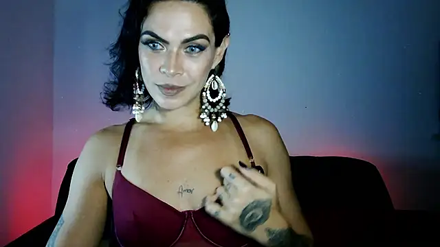 Snapshot of Veronnaink chatting on 05-02-26, 12:15 Veronnaink online show from 05-02-26, 12:15