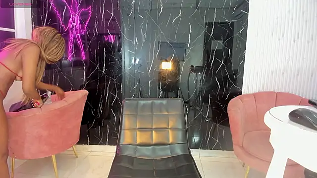 Snapshot of Nini_Beyker chatting on 03-07-26, 12:24 Nini Beyker online show from 03-07-26, 12:24