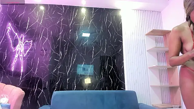 Snapshot of Nini_Beyker chatting on 03-12-26, 01:17 Nini Beyker online show from 03-12-26, 01:17