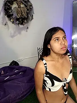 Snapshot of VioletaBliss1 chatting on 10-28-25, 11:58 VioletaBliss1 online show from 10-28-25, 11:58