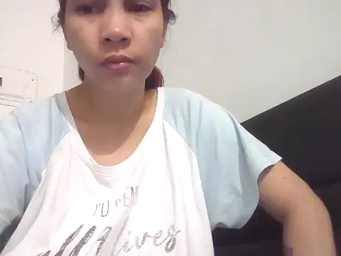 Snapshot of ivyloving4you chatting on 10-16-25, 10:11 ivyloving4you online show from 10-16-25, 10:11