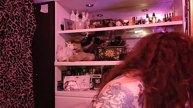 Snapshot of RasheleErotica chatting on 11-12-25, 08:04 RasheleErotica online show from 11-12-25, 08:04