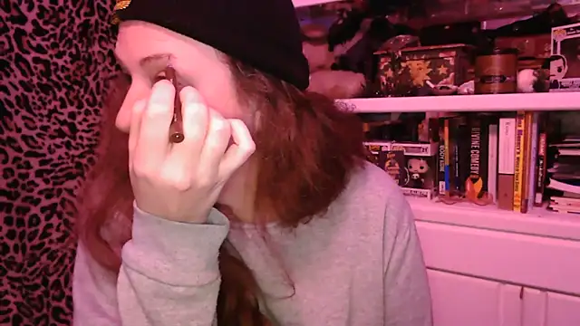 Snapshot of RasheleErotica chatting on 12-19-25, 02:29 RasheleErotica online show from 12-19-25, 02:29