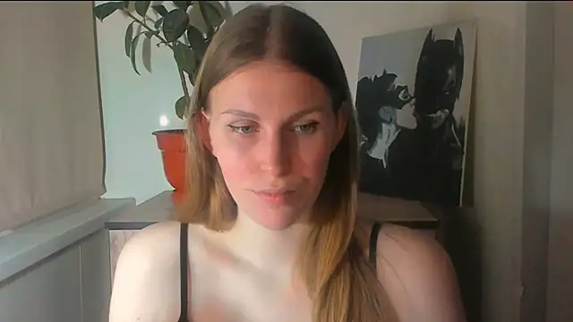 JuliaMuuun online show from 04-03-26, 09:13