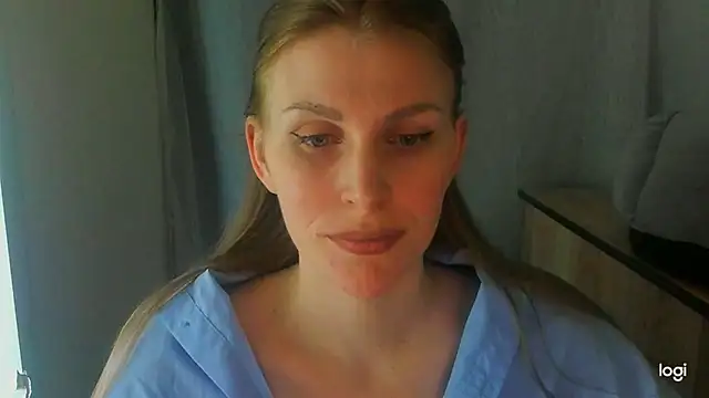 Snapshot of JuliaMuuun chatting on 06-08-26, 08:31 JuliaMuuun online show from 06-08-26, 08:31