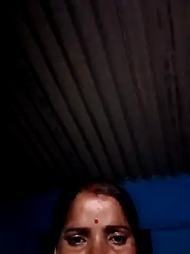 Neelamt12 online show from 10-19-25, 02:07