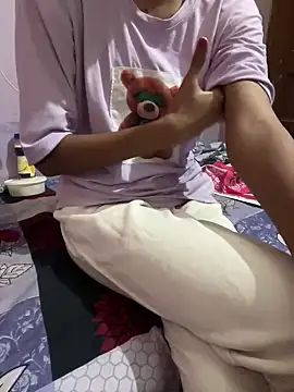 Snapshot of Sandhya_77 chatting on 09-30-25, 05:23 Sandhya 77 online show from 09-30-25, 05:23