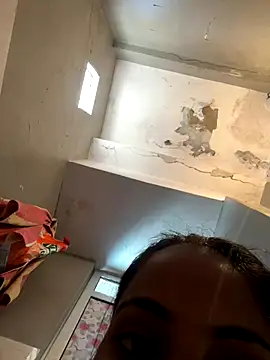 Snapshot of Sandhya_77 chatting on 10-15-25, 05:40 Sandhya 77 online show from 10-15-25, 05:40