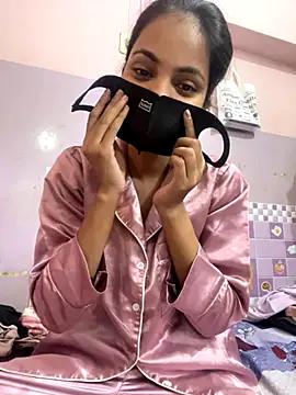 Snapshot of Sandhya_77 chatting on 10-18-25, 05:21 Sandhya 77 online show from 10-18-25, 05:21