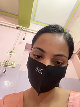 Snapshot of Sandhya_77 chatting on 10-19-25, 04:57 Sandhya 77 online show from 10-19-25, 04:57