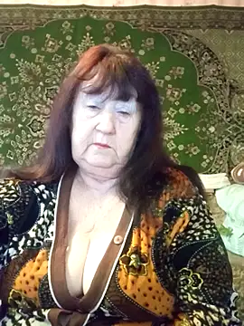 Snapshot of CrystalLime6411 chatting on 02-26-26, 01:21 CrystalLime6411 online show from 02-26-26, 01:21