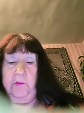 Snapshot of CrystalLime6411 chatting on 04-28-26, 04:45 CrystalLime6411 online show from 04-28-26, 04:45
