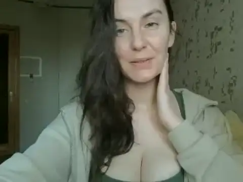 KatalinaQE online show from 10-03-25, 08:33