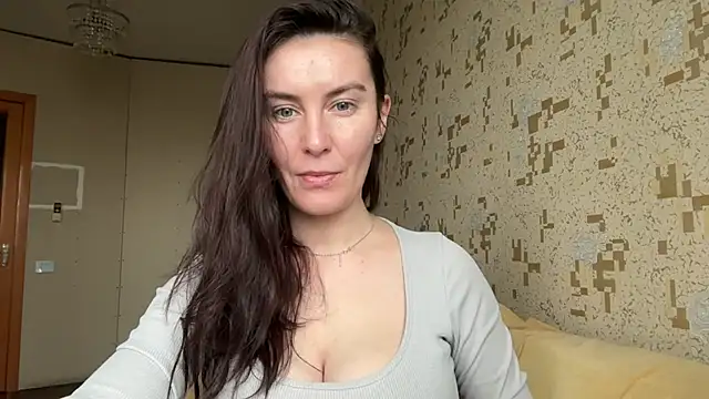 KatalinaQE online show from 02-05-26, 08:52