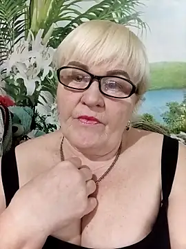 VioletSweet5566 online show from 05-04-26, 12:34