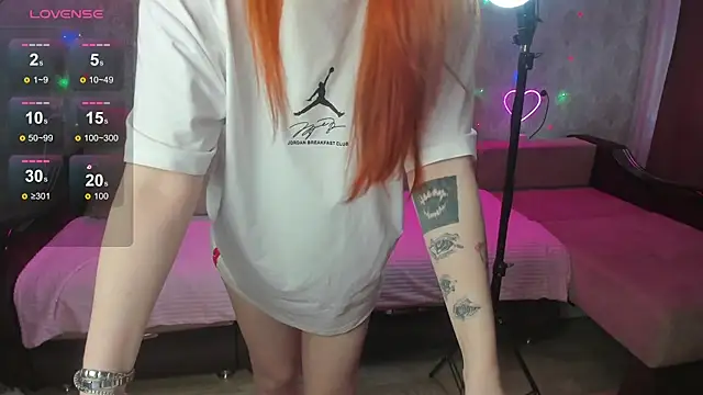 Molly Kitty online show from 09-18-25, 02:35