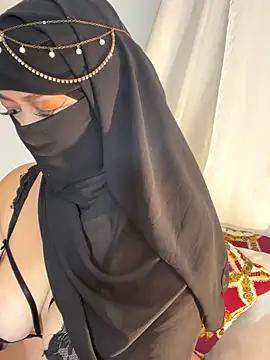 Amyraa  online show from 11-23-25, 03:01