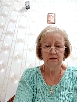 AlikaSwan5821 online show from 11-18-25, 08:02