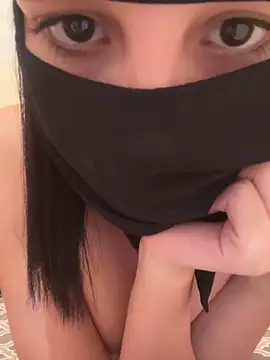 Snapshot of enjisexy chatting on 10-20-25, 02:23 enjisexy online show from 10-20-25, 02:23