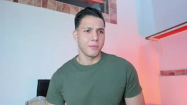 max valiant1 online show from 09-19-25, 03:52