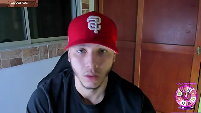 max valiant1 online show from 12-18-25, 04:18