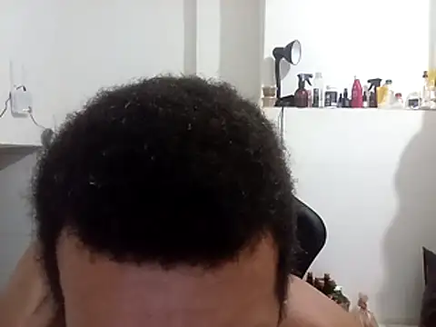 moreno25centimetro online show from 10-07-25, 08:22