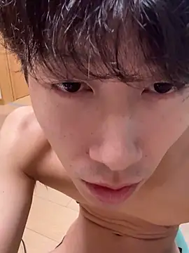 Snapshot of juri20cm chatting on 10-14-25, 05:47 juri20cm online show from 10-14-25, 05:47