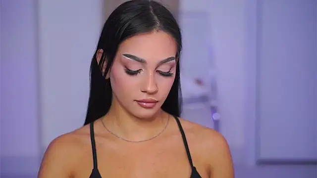 NinaSolenne online show from 11-28-25, 07:38