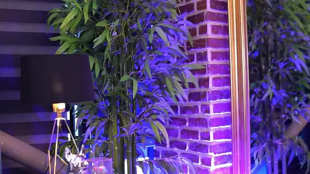 MillaSerene online show from 11-02-25, 06:05