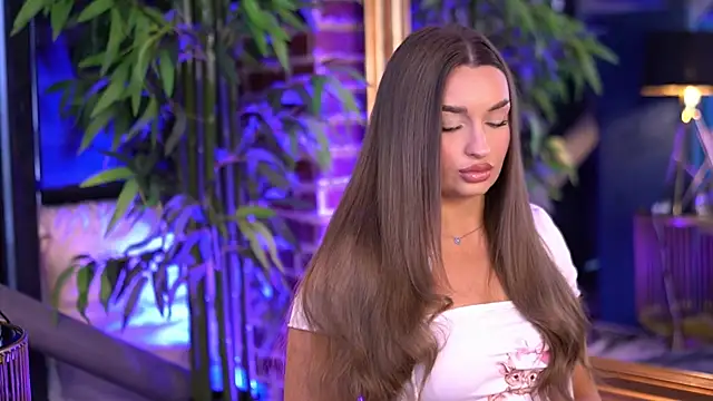 MillaSerene online show from 11-29-25, 07:22