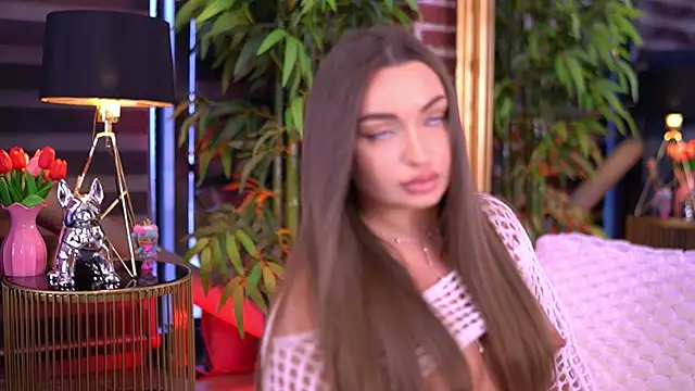 Snapshot of MillaSerene chatting on 02-16-26, 06:20 MillaSerene online show from 02-16-26, 06:20