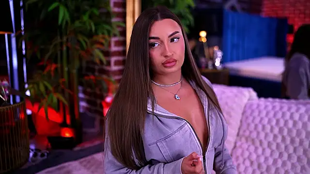 Snapshot of MillaSerene chatting on 02-28-26, 07:31 MillaSerene online show from 02-28-26, 07:31