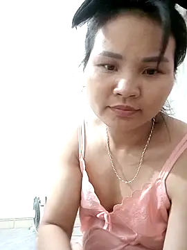 Heulwen-22 online show from 10-01-25, 08:09