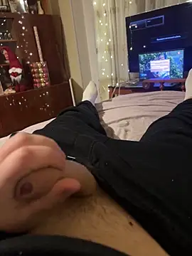 Snapshot of LuckyGirlfriends chatting on 11-12-25, 08:52 LuckyGirlfriends online show from 11-12-25, 08:52