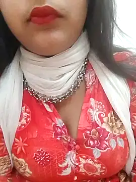 Snapshot of Babe_Doll04 chatting on 04-15-26, 06:42 Babe Doll04 online show from 04-15-26, 06:42