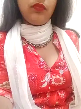 Snapshot of Babe_Doll04 chatting on 04-17-26, 08:17 Babe Doll04 online show from 04-17-26, 08:17