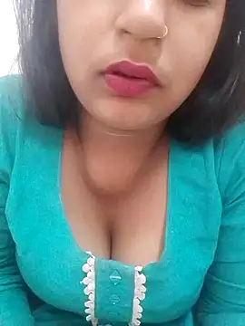 Snapshot of Babe_Doll04 chatting on 04-20-26, 07:33 Babe Doll04 online show from 04-20-26, 07:33