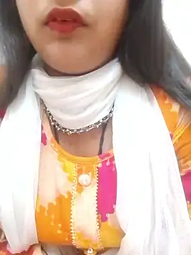 Snapshot of Babe_Doll04 chatting on 05-16-26, 12:15 Babe Doll04 online show from 05-16-26, 12:15