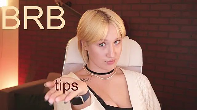 Snapshot of CinBellamy chatting on 09-15-25, 03:34 CinBellamy online show from 09-15-25, 03:34