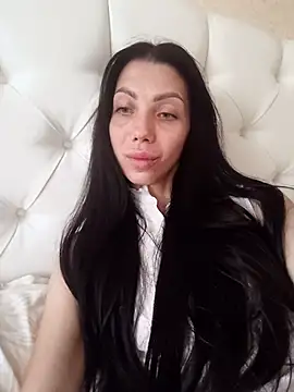 Snapshot of Princessa99885 chatting on 07-06-26, 04:42 Princessa99885 online show from 07-06-26, 04:42