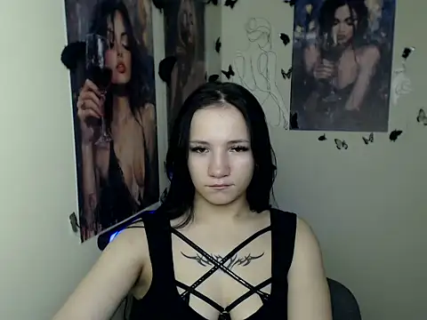 Em7MaA online show from 12-19-25, 07:43