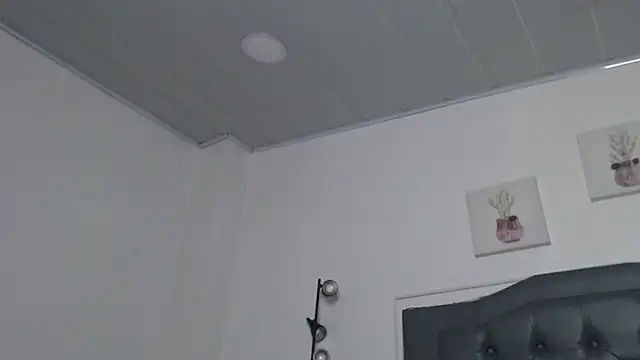 Giia Monroe online show from 02-10-26, 01:59