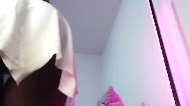 SparklingSoleil online show from 11-23-25, 06:52