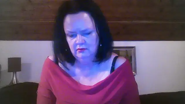 Snapshot of TiffanyMature chatting on 09-22-25, 08:22 TiffanyMature online show from 09-22-25, 08:22