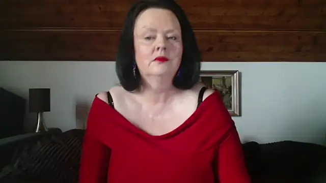 Snapshot of TiffanyMature chatting on 10-09-25, 07:06 TiffanyMature online show from 10-09-25, 07:06