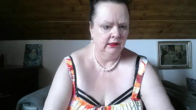 TiffanyMature online show from 05-08-26, 07:14