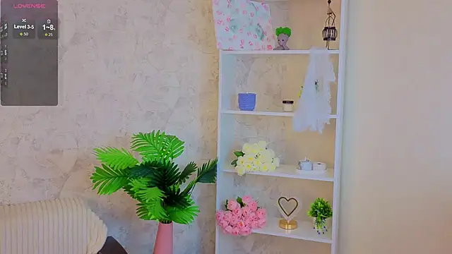 GiseleLamos online show from 11-16-25, 03:34