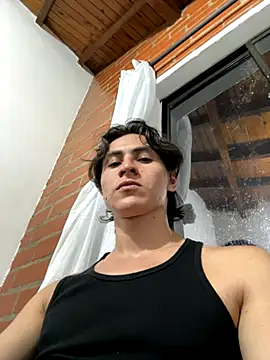 Snapshot of AlexanderHall chatting on 10-10-25, 01:26 AlexanderHall online show from 10-10-25, 01:26