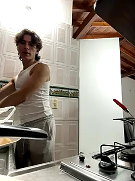 Snapshot of AlexanderHall chatting on 10-30-25, 02:02 AlexanderHall online show from 10-30-25, 02:02