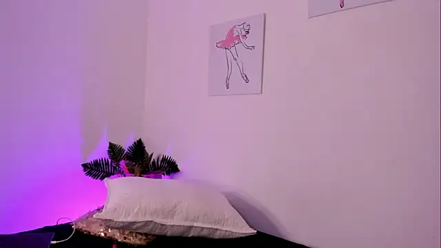 Snapshot of BianncaRibeiro chatting on 02-22-26, 02:13 BianncaRibeiro online show from 02-22-26, 02:13